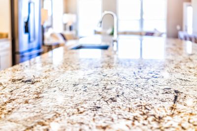 Custom Granite Edge Design
